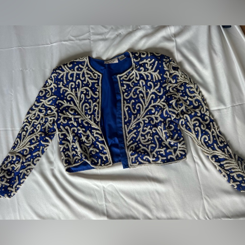 Woman’s size Large royal blue vintage pearl beaded jacket